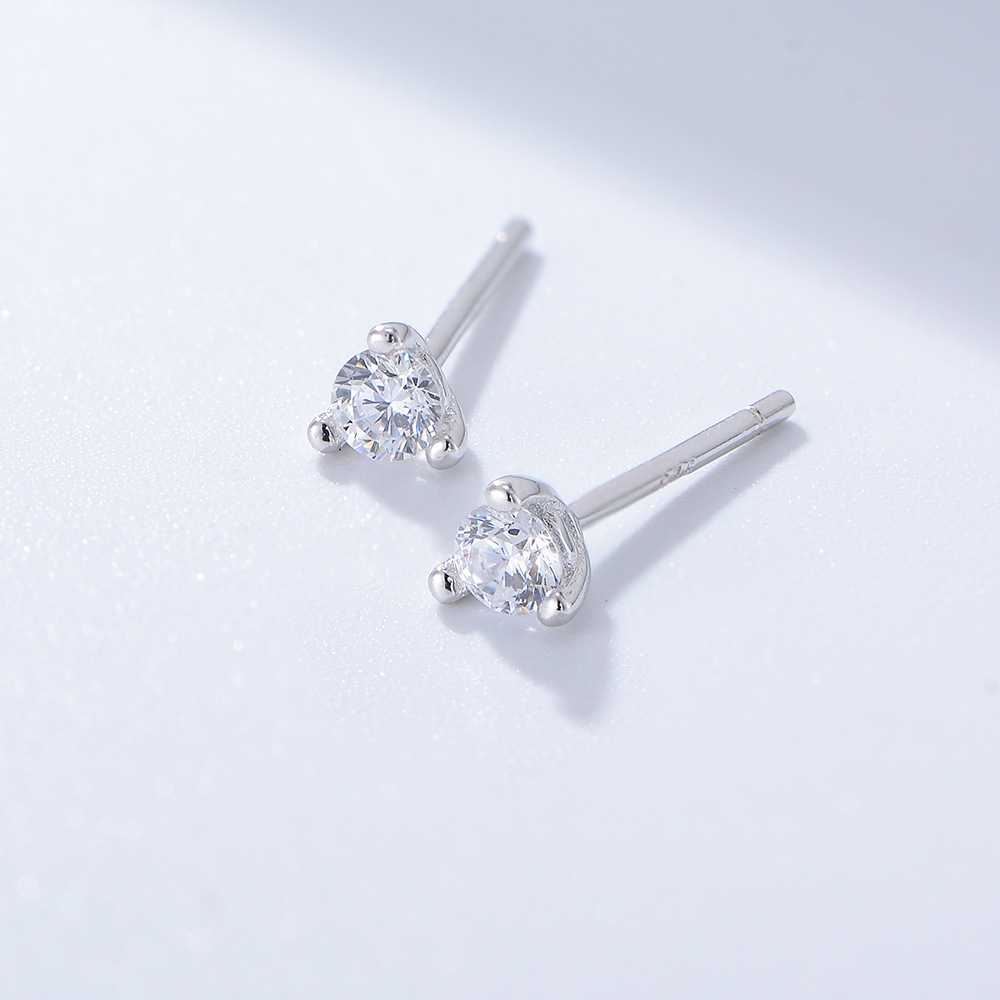 S925 Sterling Silver Three-Prong Round Zirconia Stud Earrings for Women, Fashionable, Simple, Mini Earrings, Elegant Wholesale Earrings, Small Jewelry