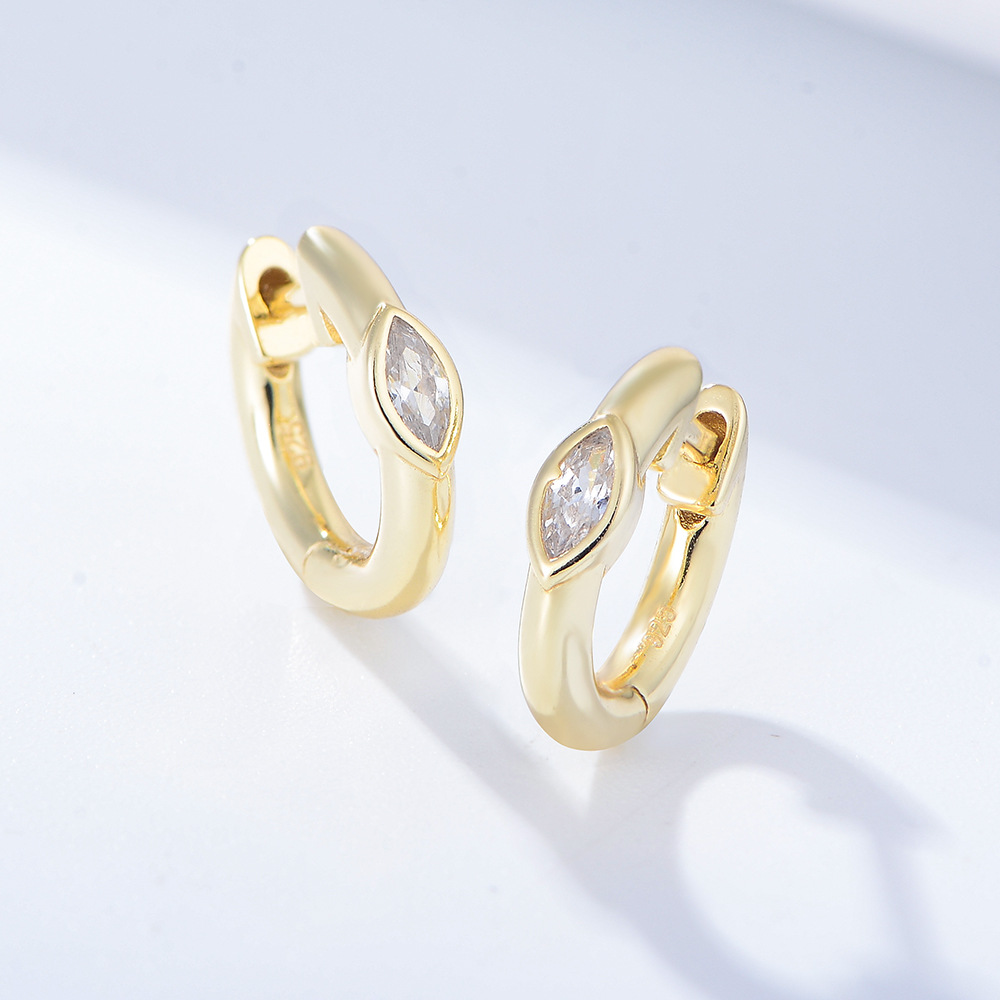 European and American style creative and versatile earring set, S925 sterling silver chain earrings, C-shaped earring clips, teardrop zircon earrings.