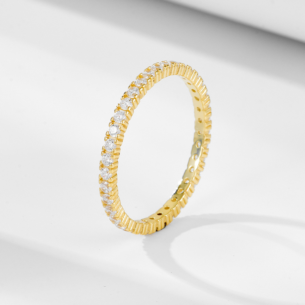 Micro-paved zircon and full diamond ring, sterling silver, fashionable and simple, European and American style, versatile, stackable, jewelry.