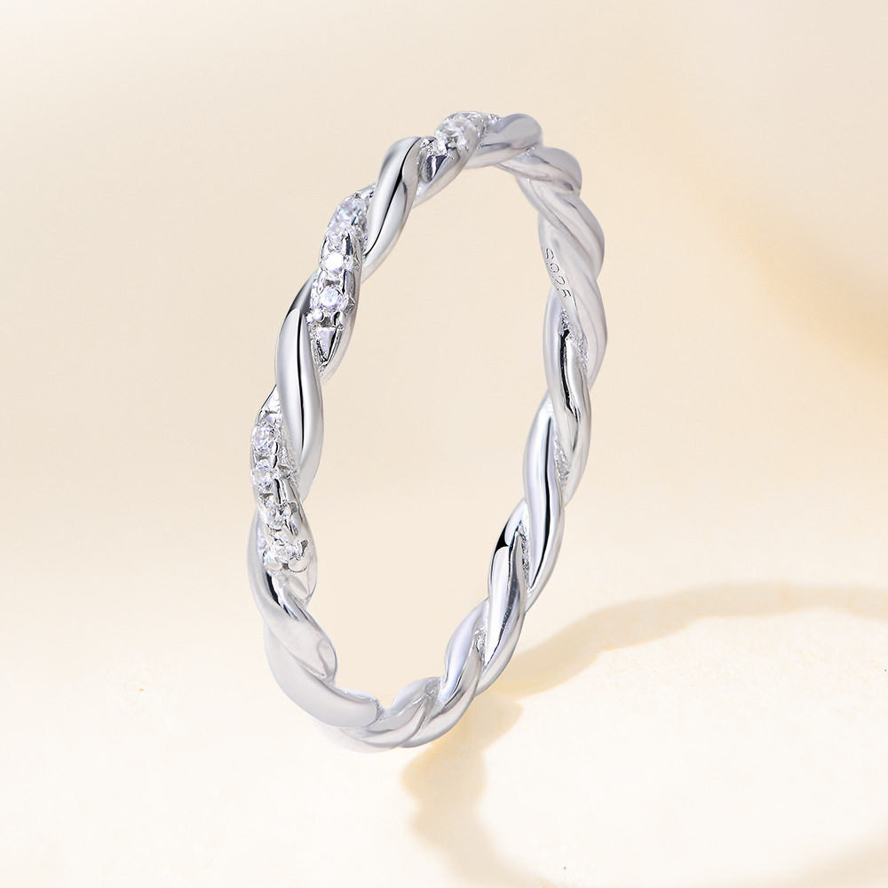 S925 sterling silver twisted braided ring for women, a unique and sophisticated design, featuring diamond accents.
