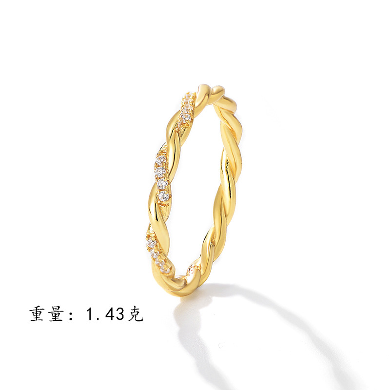 S925 sterling silver twisted braided ring for women, a unique and sophisticated design, featuring diamond accents.