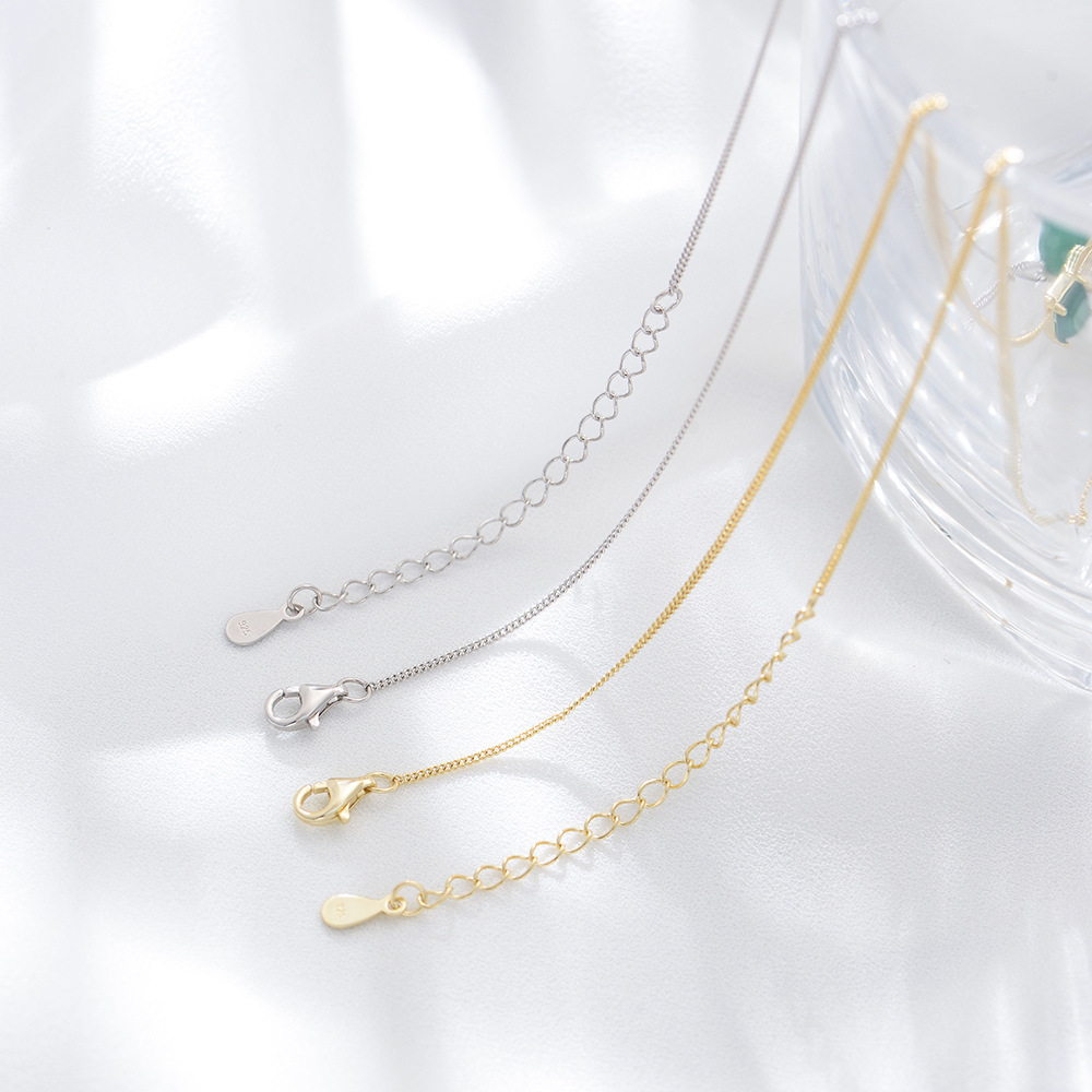 S925 Sterling Silver Square Emerald Gemstone Necklace for Women, Niche Design, Light Luxury, Simple, Single Diamond Clavicle Chain