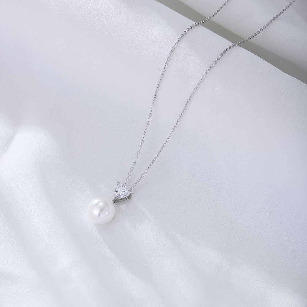 S925 Sterling Silver Heart-Shaped Zircon Pearl Necklace for Women - Versatile, Simple, Collarbone Chain, Silver Jewelry - Niche Design, Light Luxury