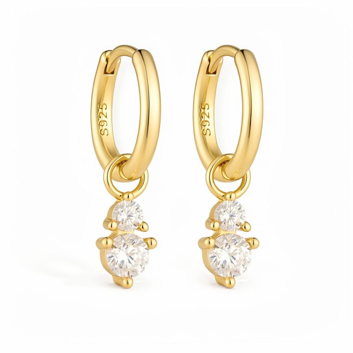 New S925 sterling silver earrings, small and unique zircon drop earrings, European and American style, elegant women's silver earrings.