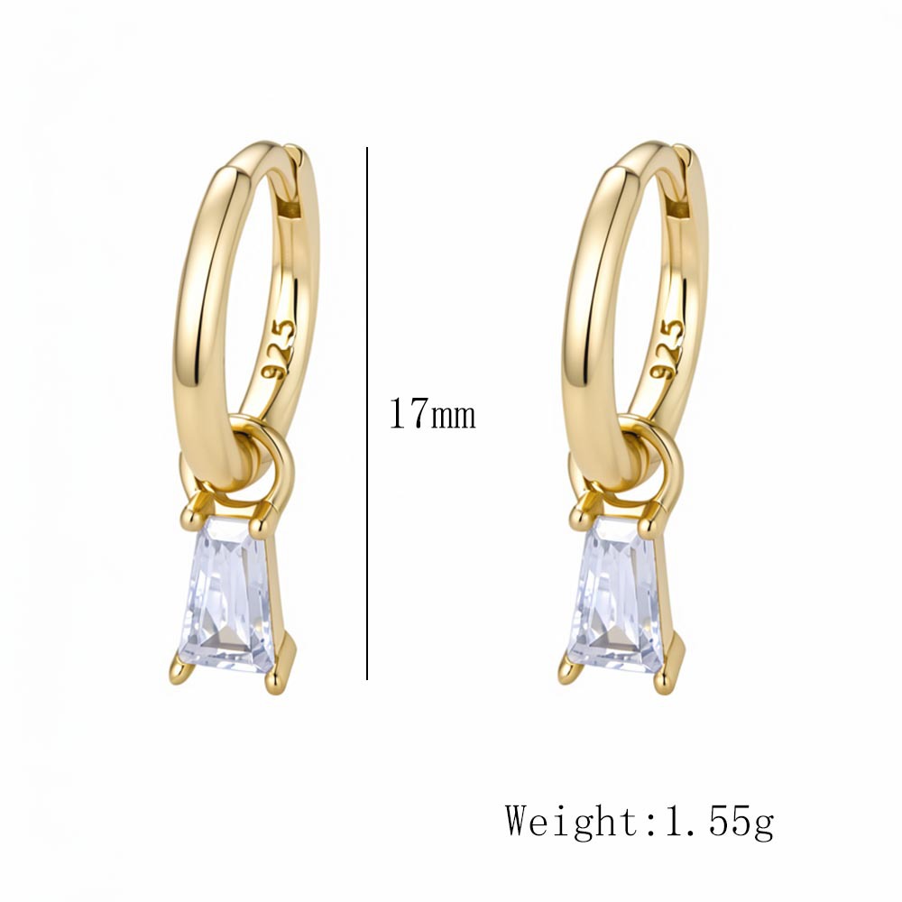 Simple geometric square zircon earrings, S925 sterling silver, European and American style, small and exquisite diamond-encrusted earrings.