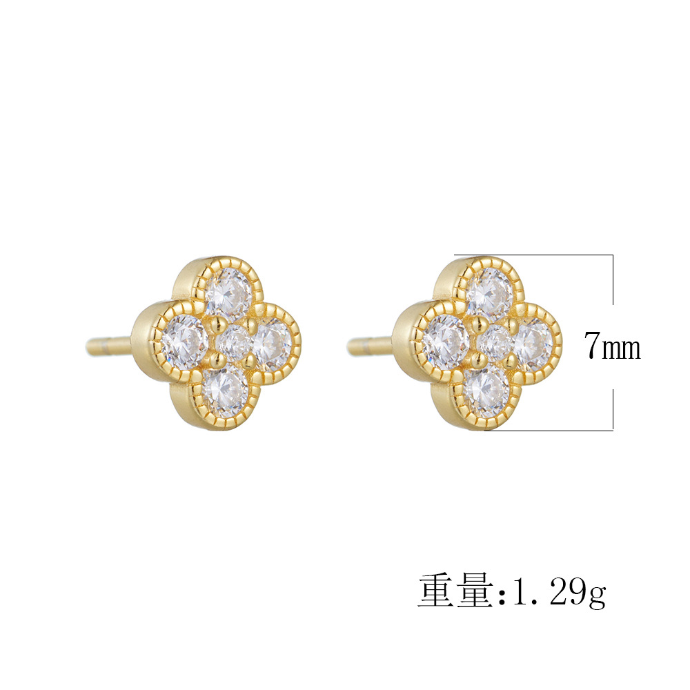 925 Sterling Silver Four-Leaf Clover Zirconia Earrings for Women, European and American Style, Light Luxury, Simple, Versatile, Fresh and Mini Earrings