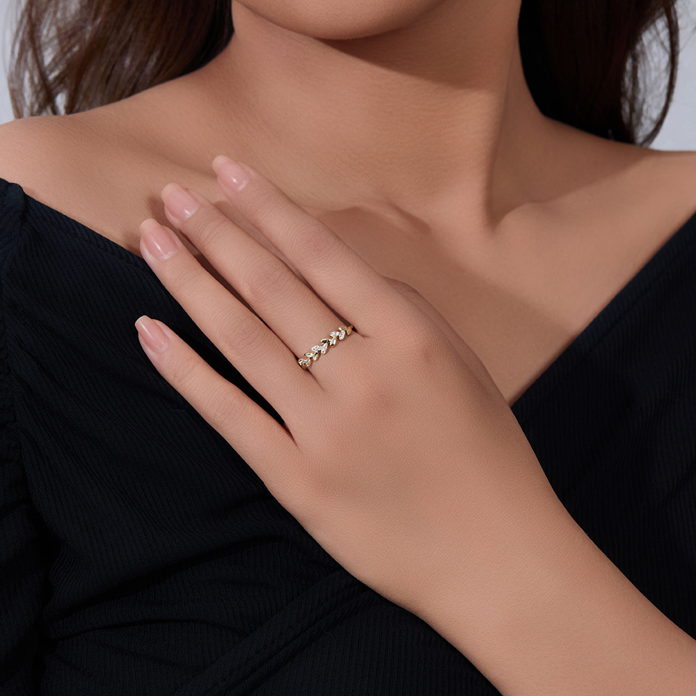 European and American style minimalist luxury niche design diamond-encrusted wheat ear sterling silver ring, cool style, high-end and versatile ring/bracelet.