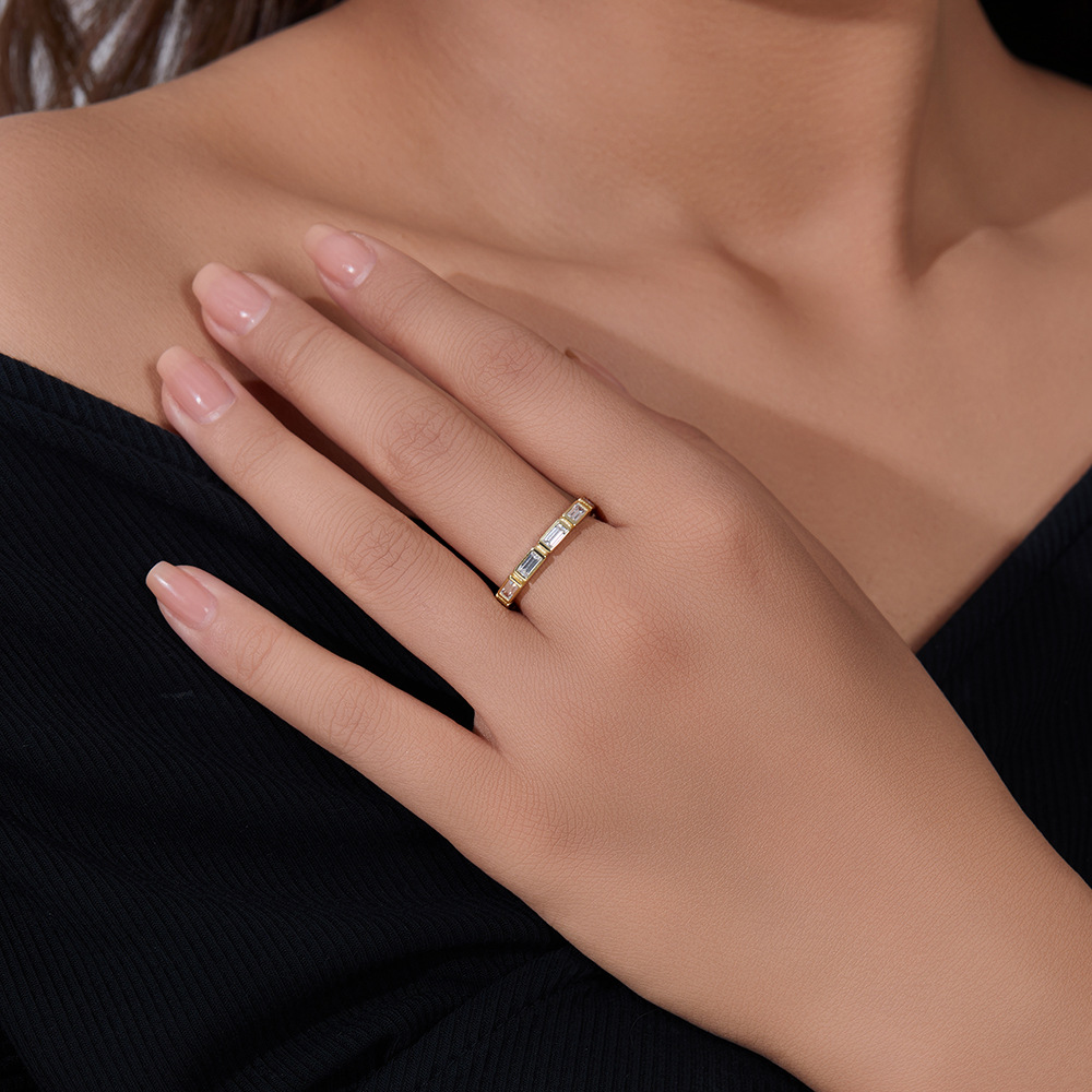 Popular S925 Sterling Silver Geometric Rectangular Zircon Ring for Women, European and American Style, Versatile and Suitable for Stacking
