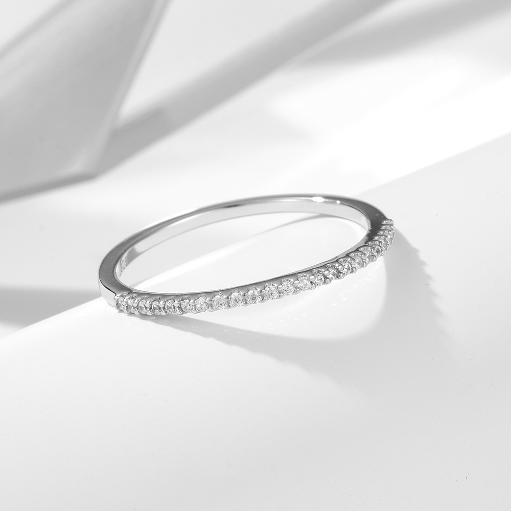 European and American style half-circle diamond single row ring, narrow version, sterling silver S925, stackable ring, simulated diamond ring.