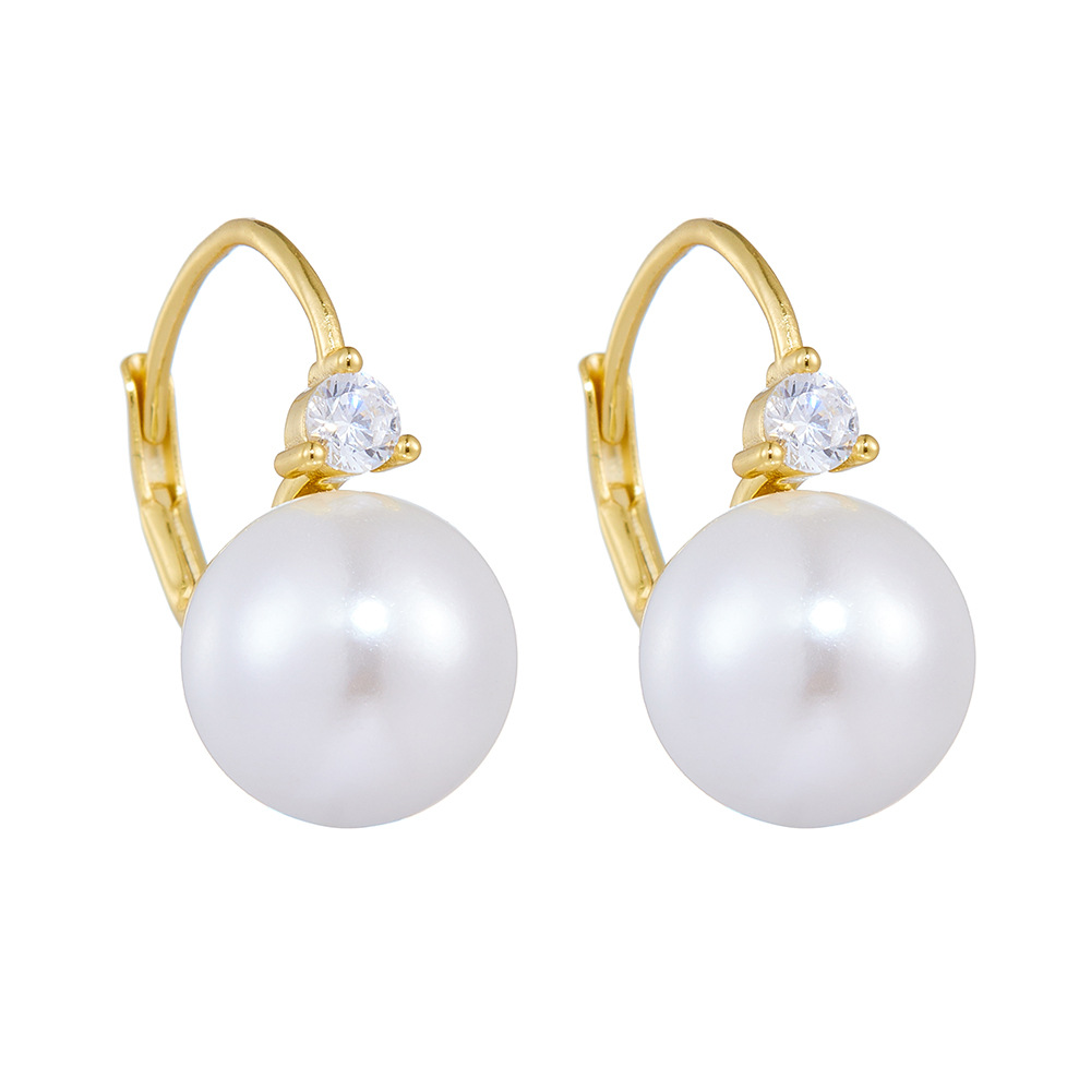 Simple, versatile, classic pearl earrings for women, elegant and sophisticated European and American style, S925 sterling silver pearl earrings wholesale.