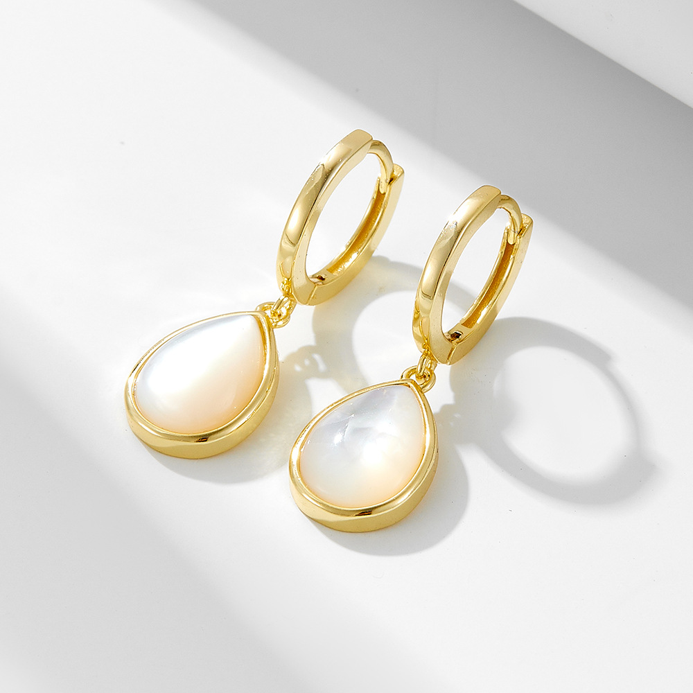 S925 Sterling Silver Teardrop-Shaped Natural White Shell Earrings - European and American Style, Niche Design, Light Luxury Earrings