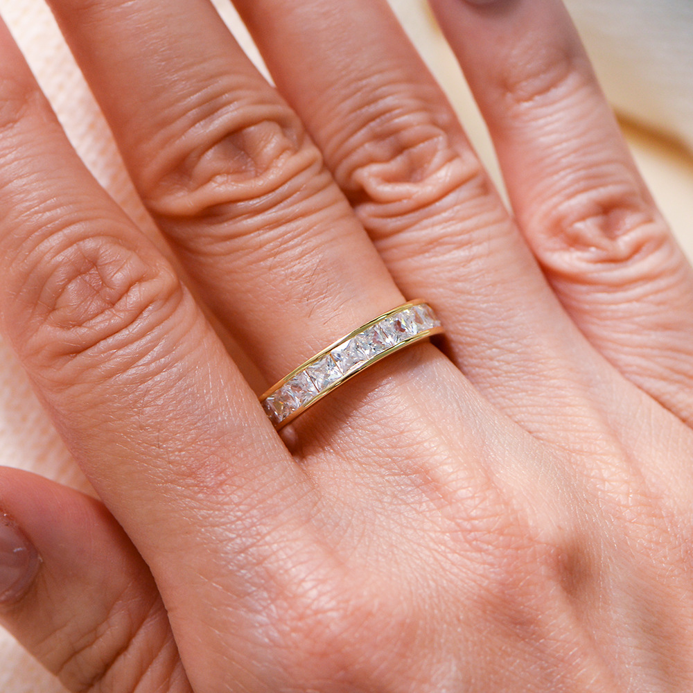 14k gold-plated diamond ring for women, European and American style jewelry, 925 sterling silver, simple, unique, versatile square zircon ring.