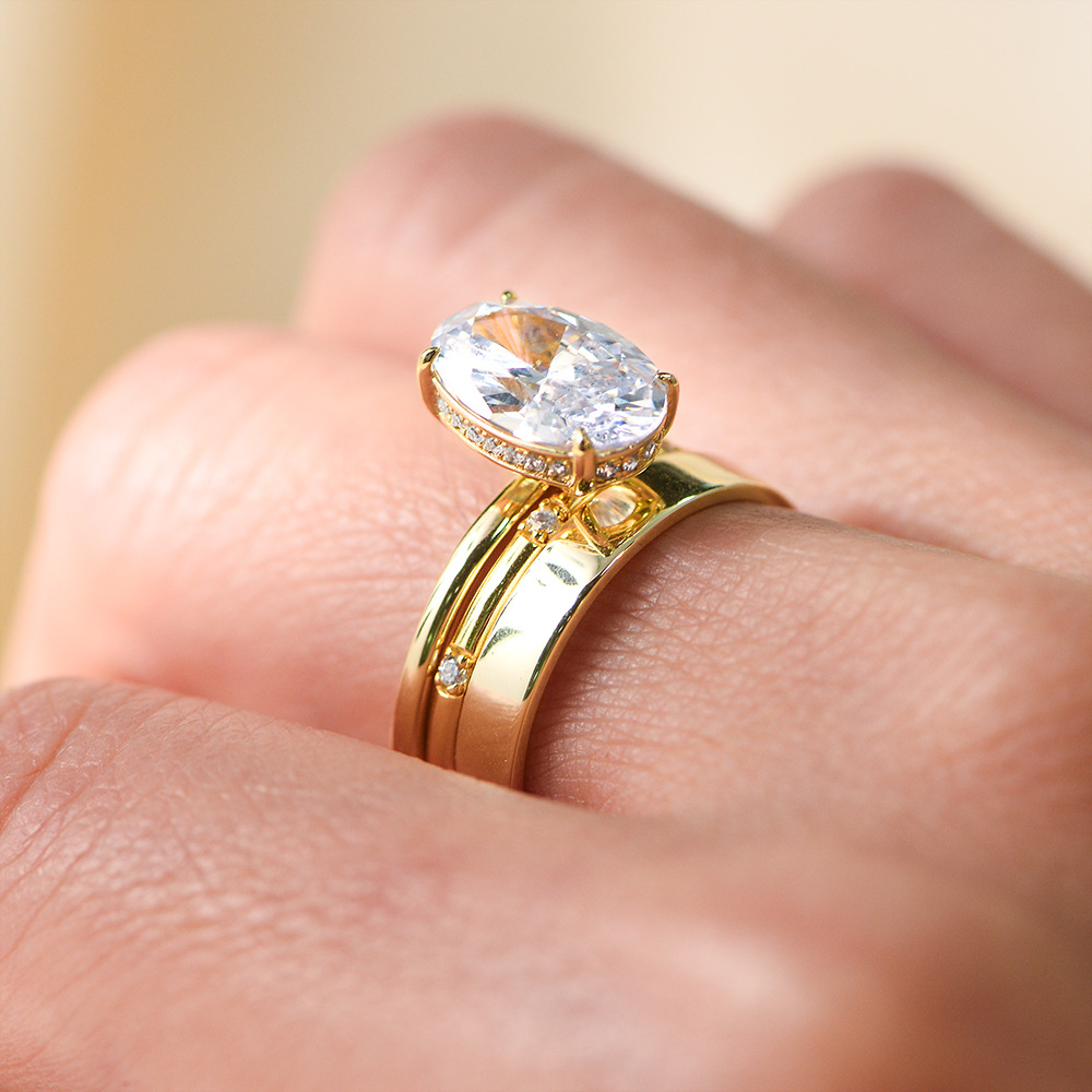 S925 sterling silver 8*12 oval 5-carat zircon ring set, fashionable and simple European and American style, versatile for stacking.