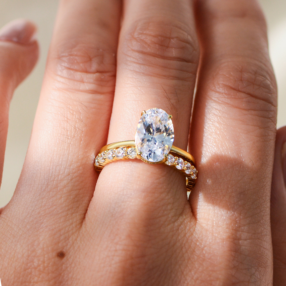 925 Sterling Silver 8*12 Oval Ring with 5.5 Carat Icy Zirconia Cut Stone, a Luxurious and High-End Jewelry Set