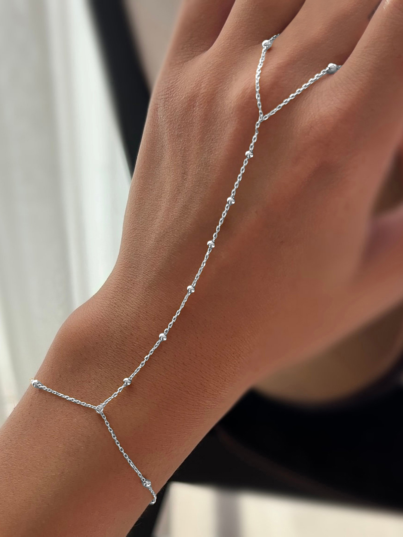 European and American style 925 sterling silver beaded chain finger bracelet, trendy and unique, light luxury style, satellite chain bracelet.