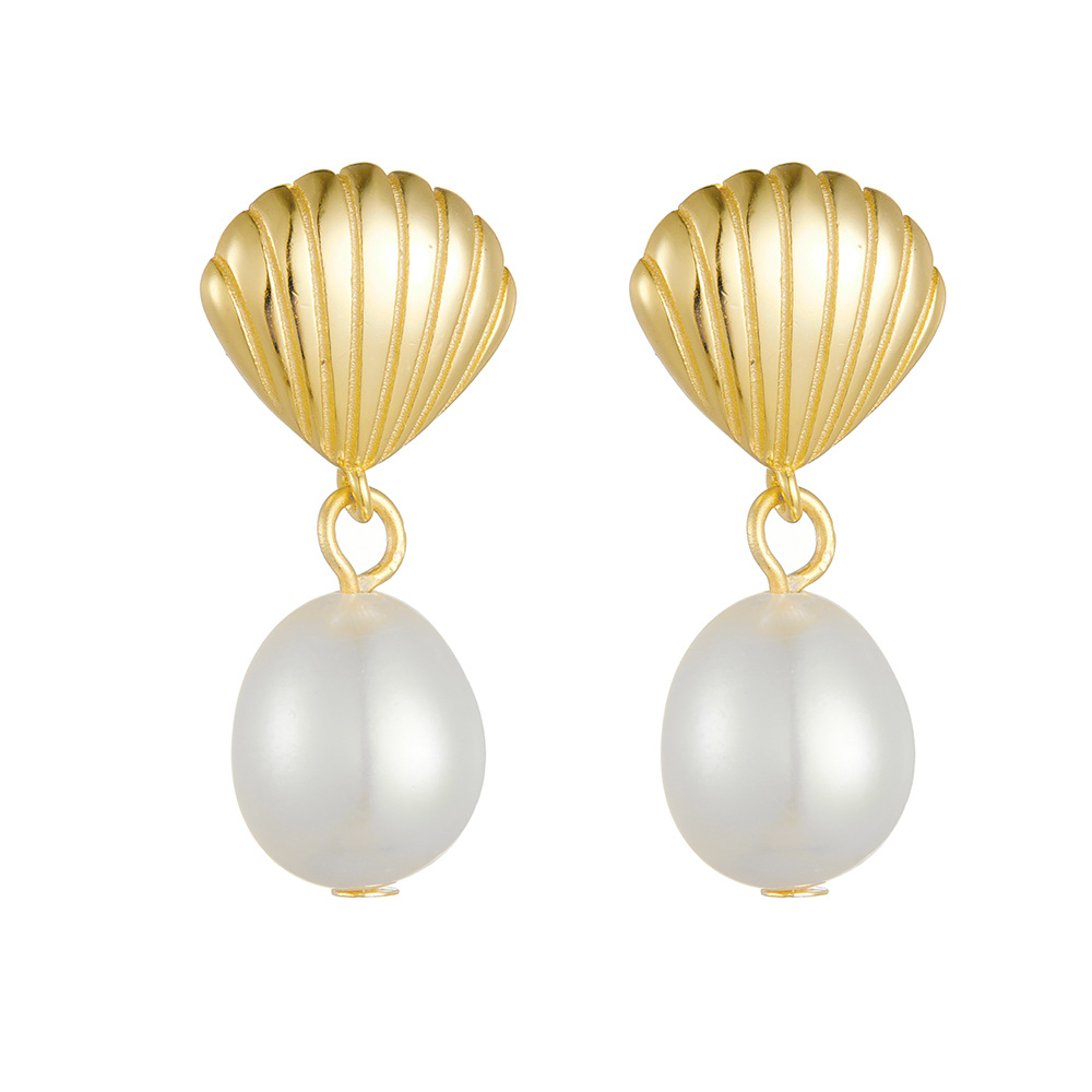 925 Sterling Silver Shell & Natural Freshwater Pearl Stud Earrings – Irregular Design