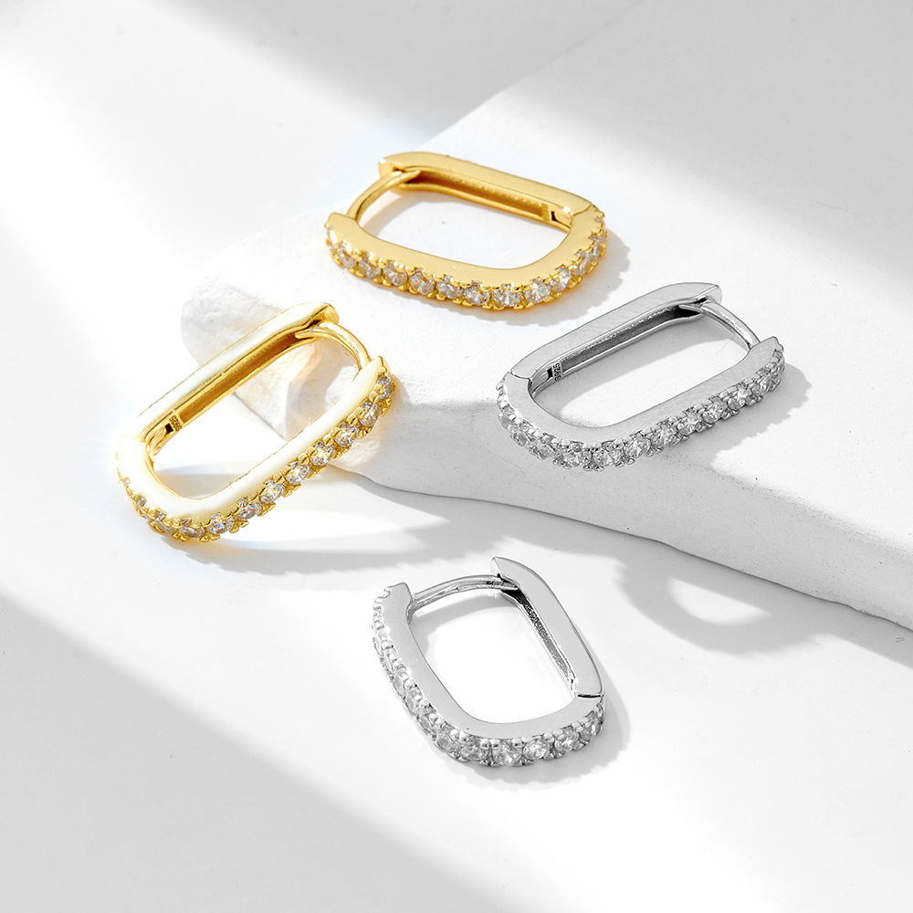 New European and American style S925 sterling silver oval zircon hoop earrings for women, high-end fashion and unique earrings.