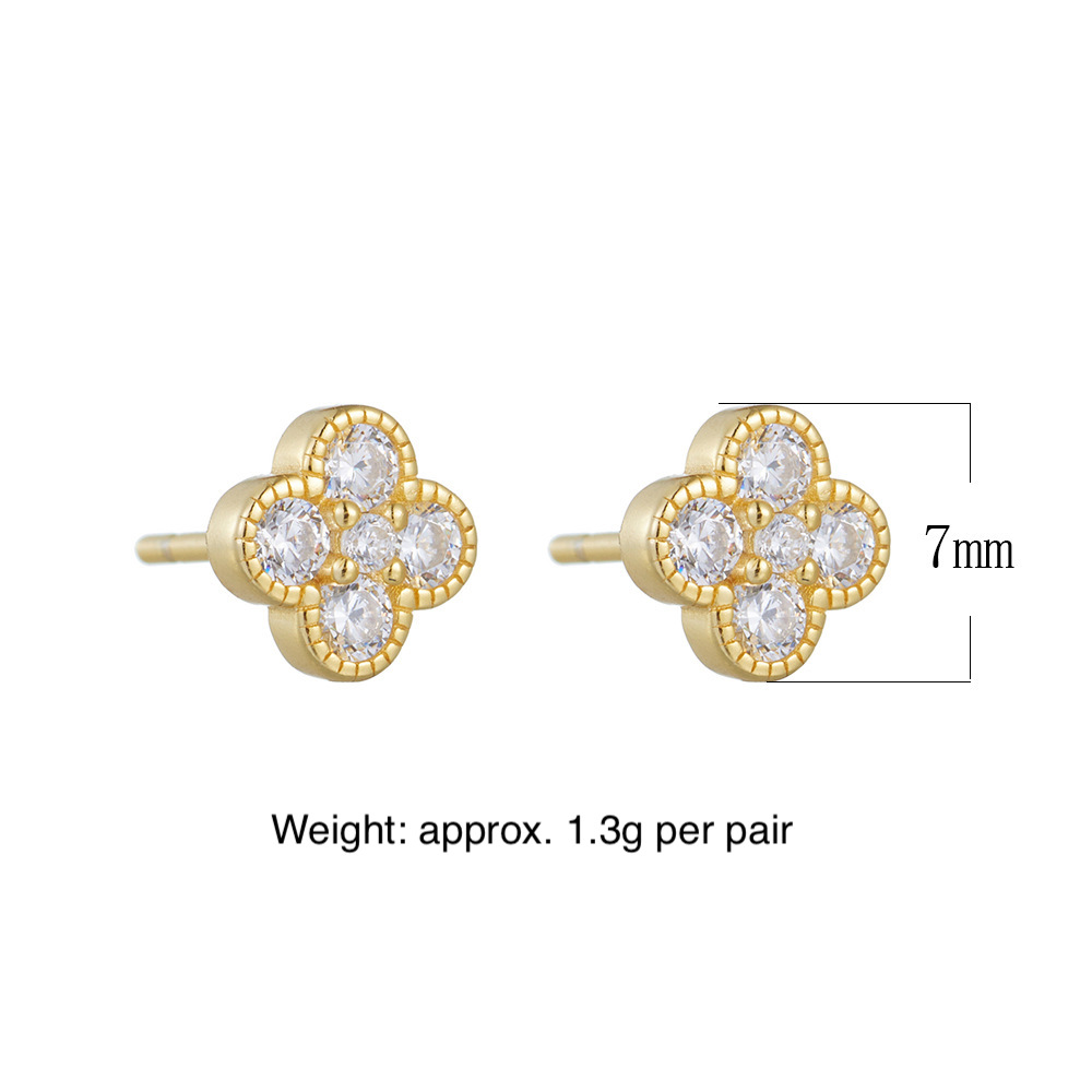 925 Sterling Silver Four-Leaf Clover Zirconia Earrings for Women, European and American Style, Light Luxury, Simple, Versatile, Fresh and Mini Earrings